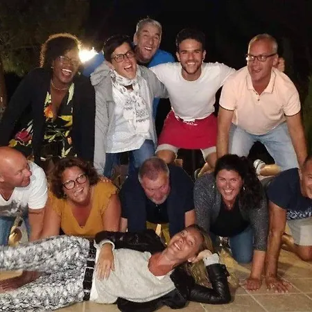 Campingplads Spacieux Avec Terrasse Pour 6 Personnes - Api-1-52-482