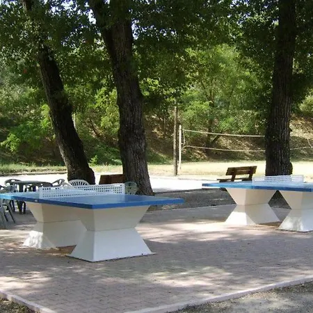 Spacieux Avec Terrasse Pour 6 Personnes - Api-1-52-482 * Saint-Maime