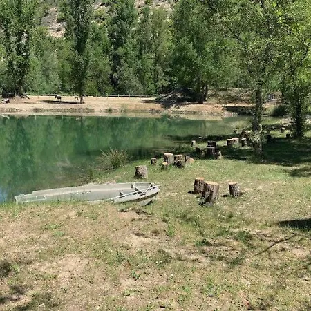 Campsite Spacieux Avec Terrasse Pour 6 Personnes - Api-1-52-482