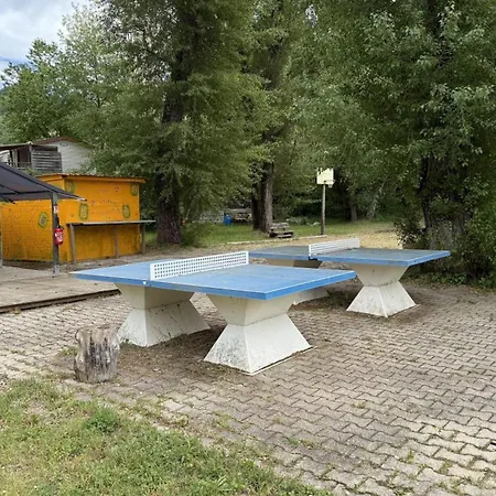 Campingplatz Spacieux Avec Terrasse Pour 6 Personnes - Api-1-52-482